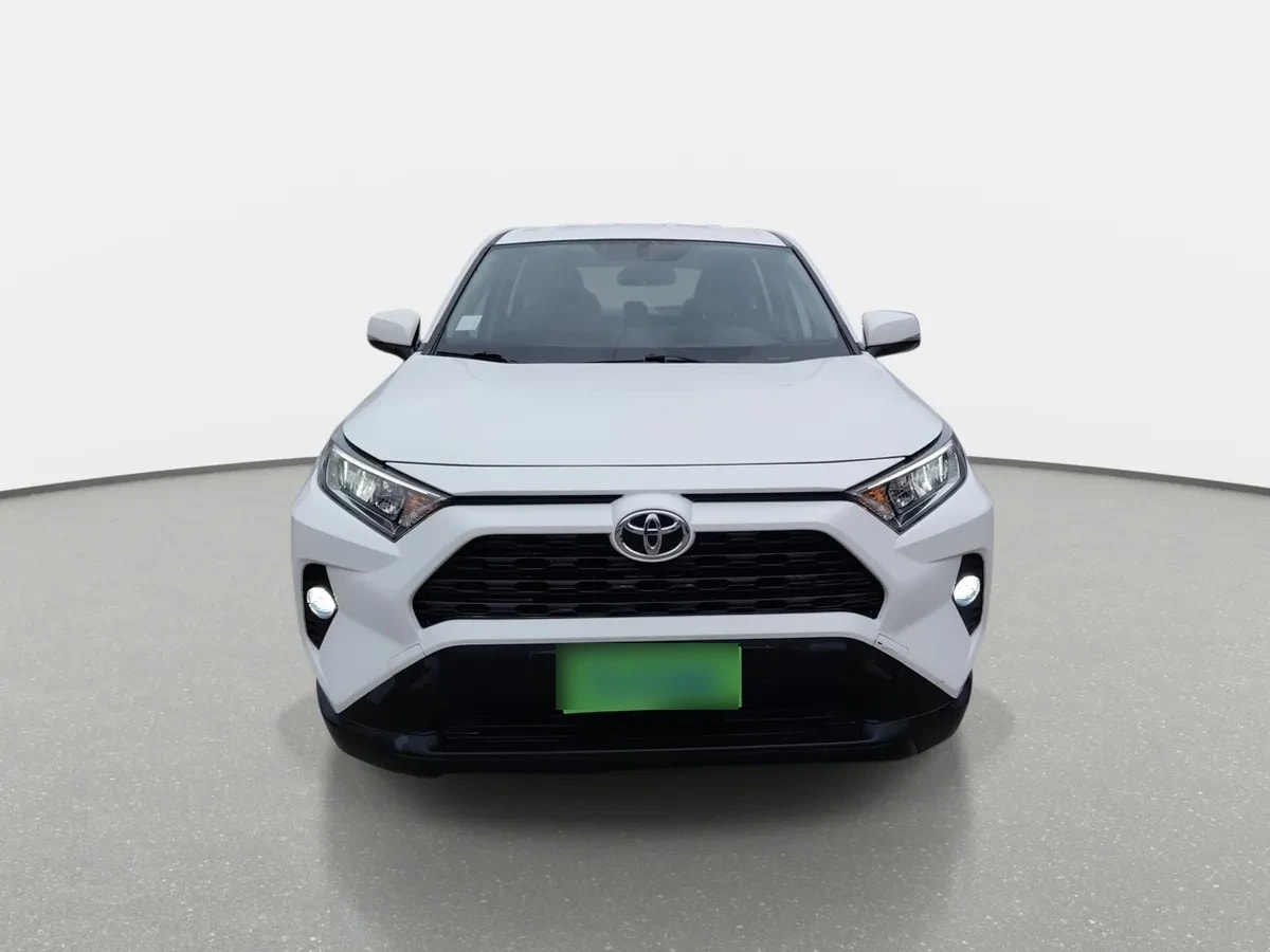 Toyota Rav 4 2.0 Le 4x2 Mt 5p año 2022