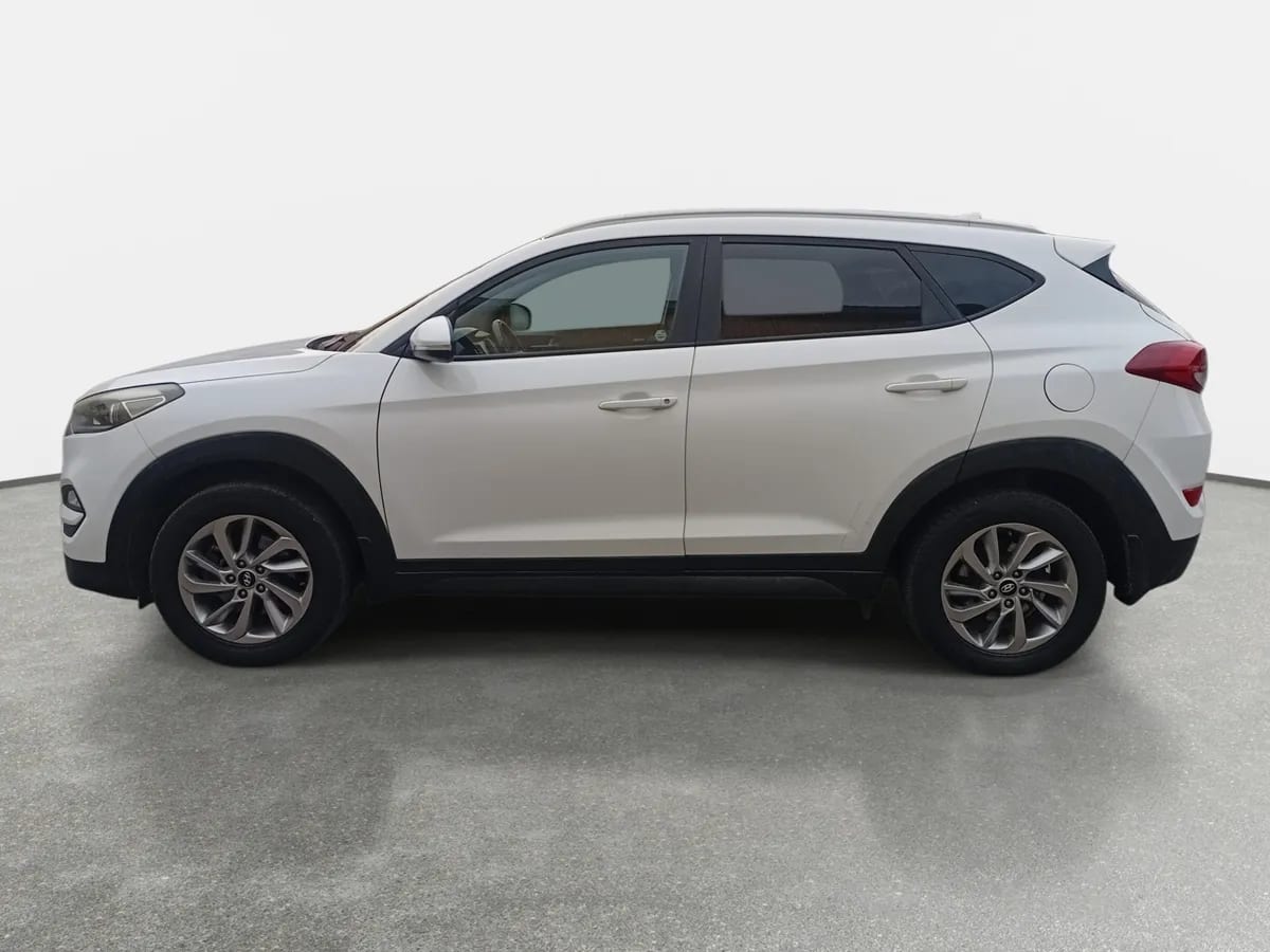 Hyundai Tucson 2.0 Gl Advance Nav 4x2 6at 5p año 2017
