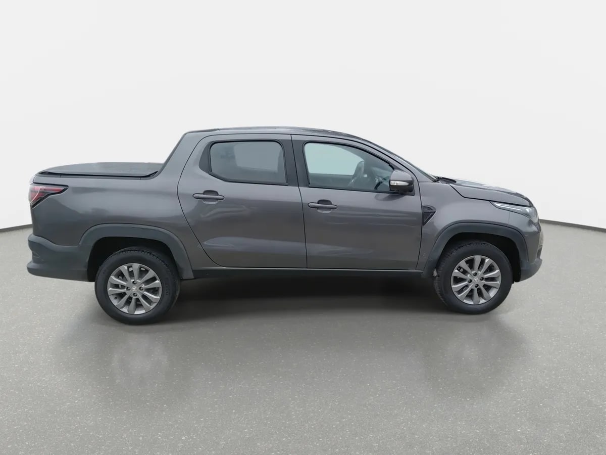 Ram 700 1.3 Bighorn 4x2 Dob. Cab. Mt 4p año 2024