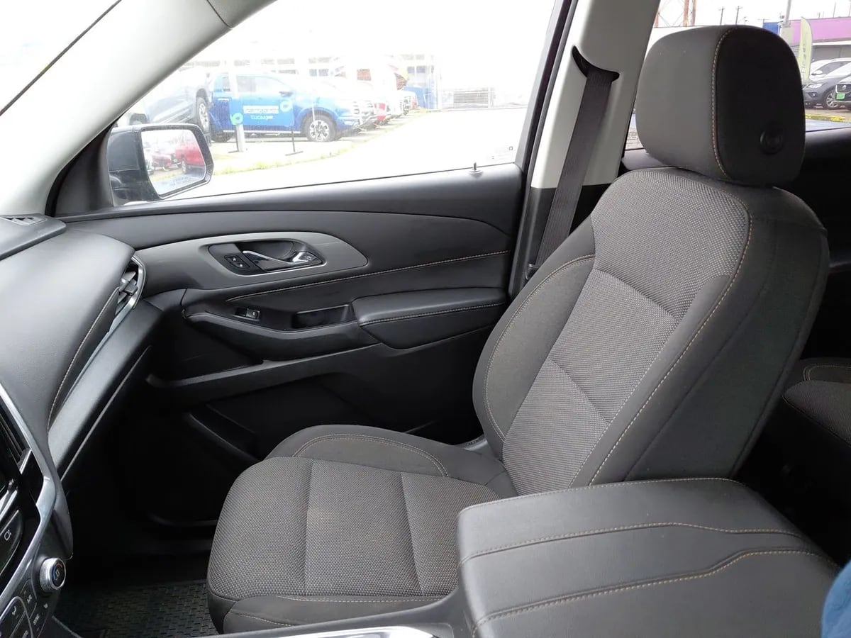 Chevrolet Traverse 3.6l Lt Fwd Ii At 5p año 2020