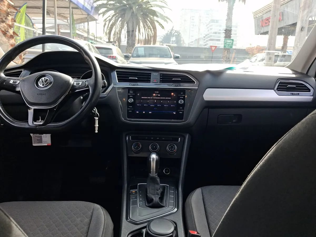 Volkswagen Tiguan 1.4 Tsi Trendline 4x2 150 Hp At 5p año 2020
