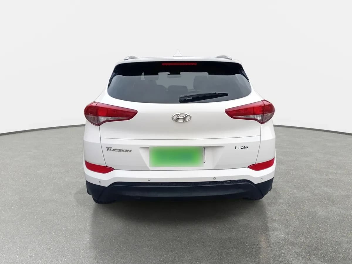Hyundai Tucson 2.0 Gl Advance Nav 4x2 6at 5p año 2017