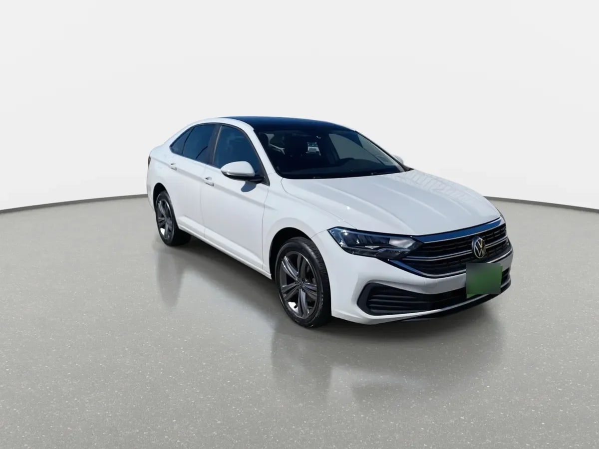 Volkswagen Jetta 1.4 Comfortline Sky 4x2 At 4p año 2024