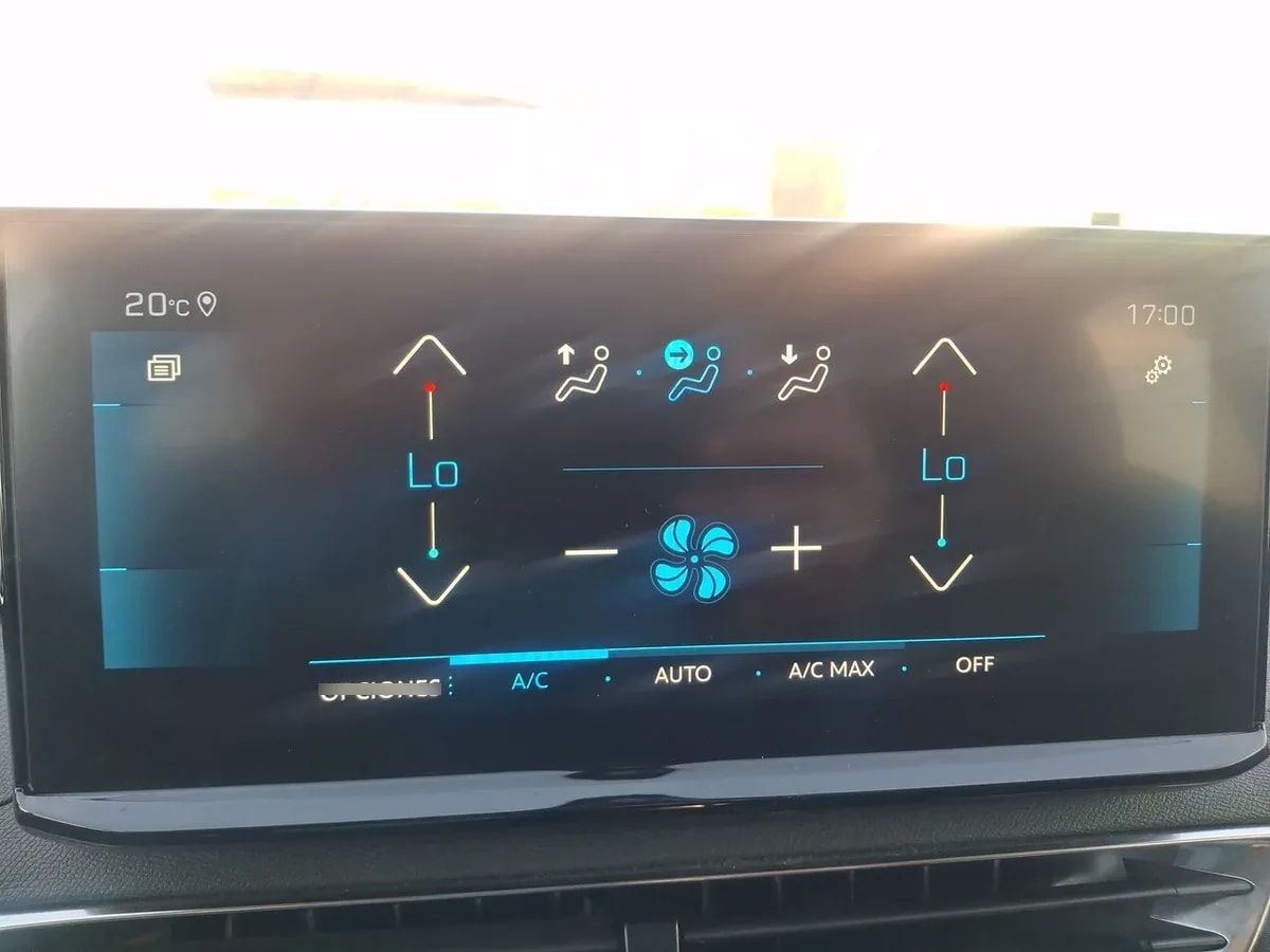 Peugeot 3008 1.5 Allure Pack Bluehdi 4x2 130 Eat8 5p año 2022