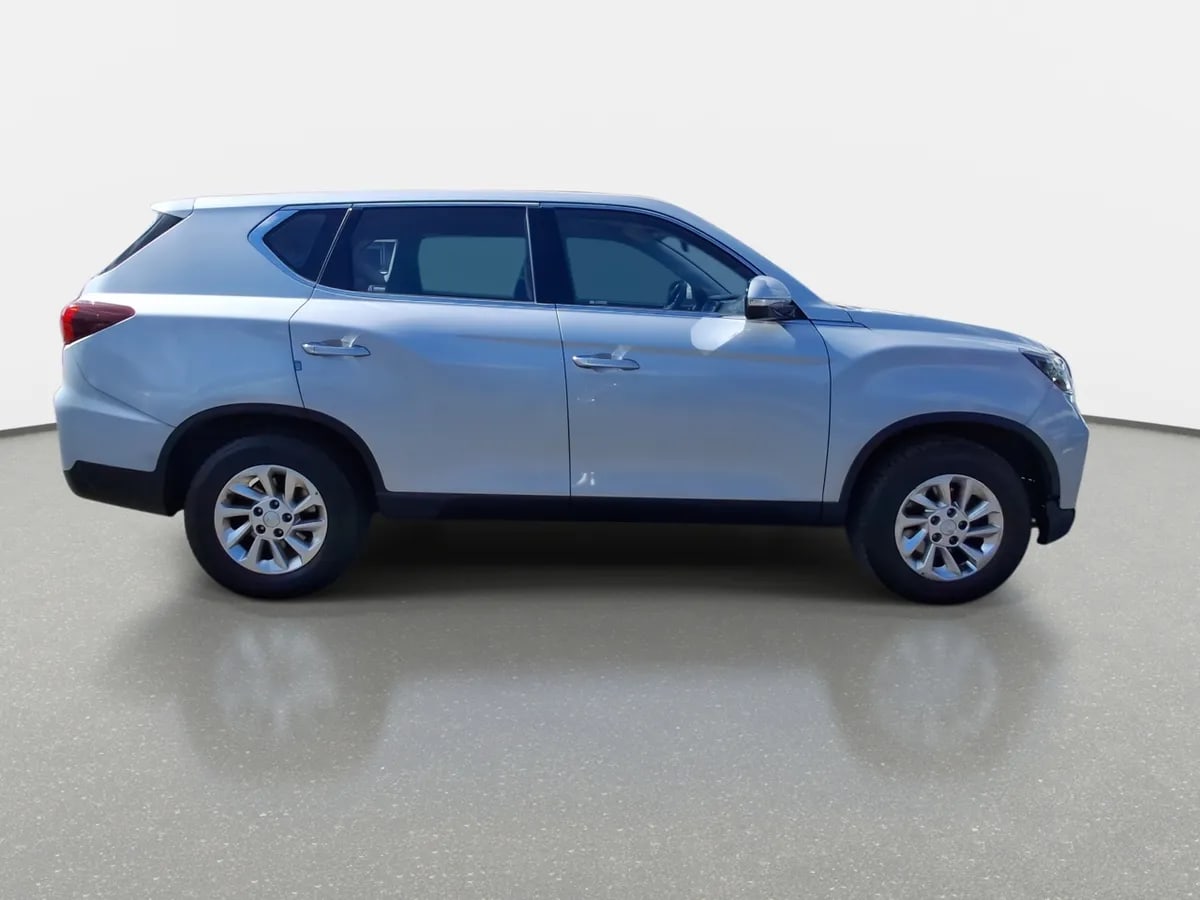 Ssangyong Rexton 2.0t Lx 4x2 6ab 6at 5p año 2024
