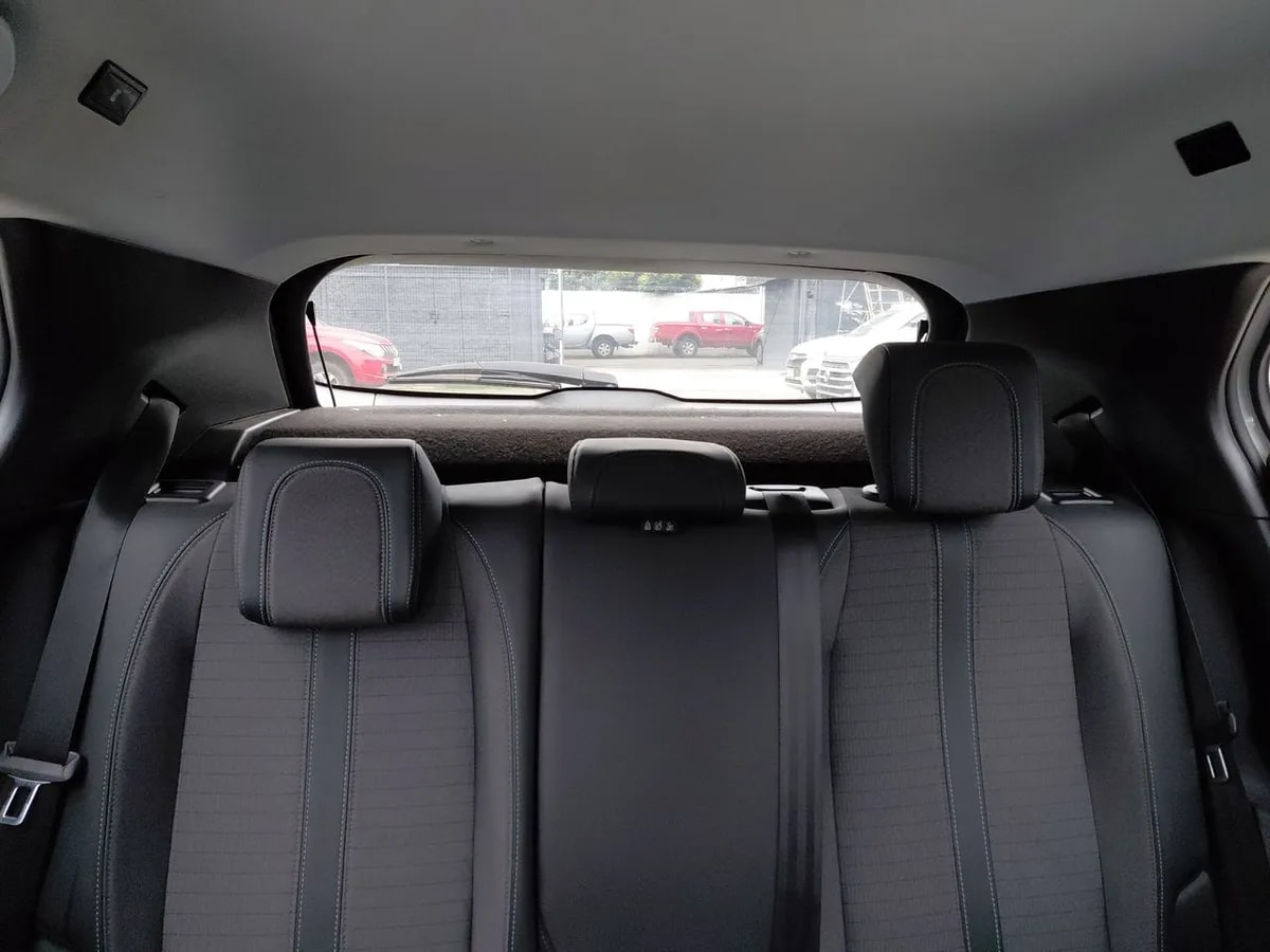 Peugeot 2008 1.2 Active Puretech 130 4x2 Mt 5p año 2022