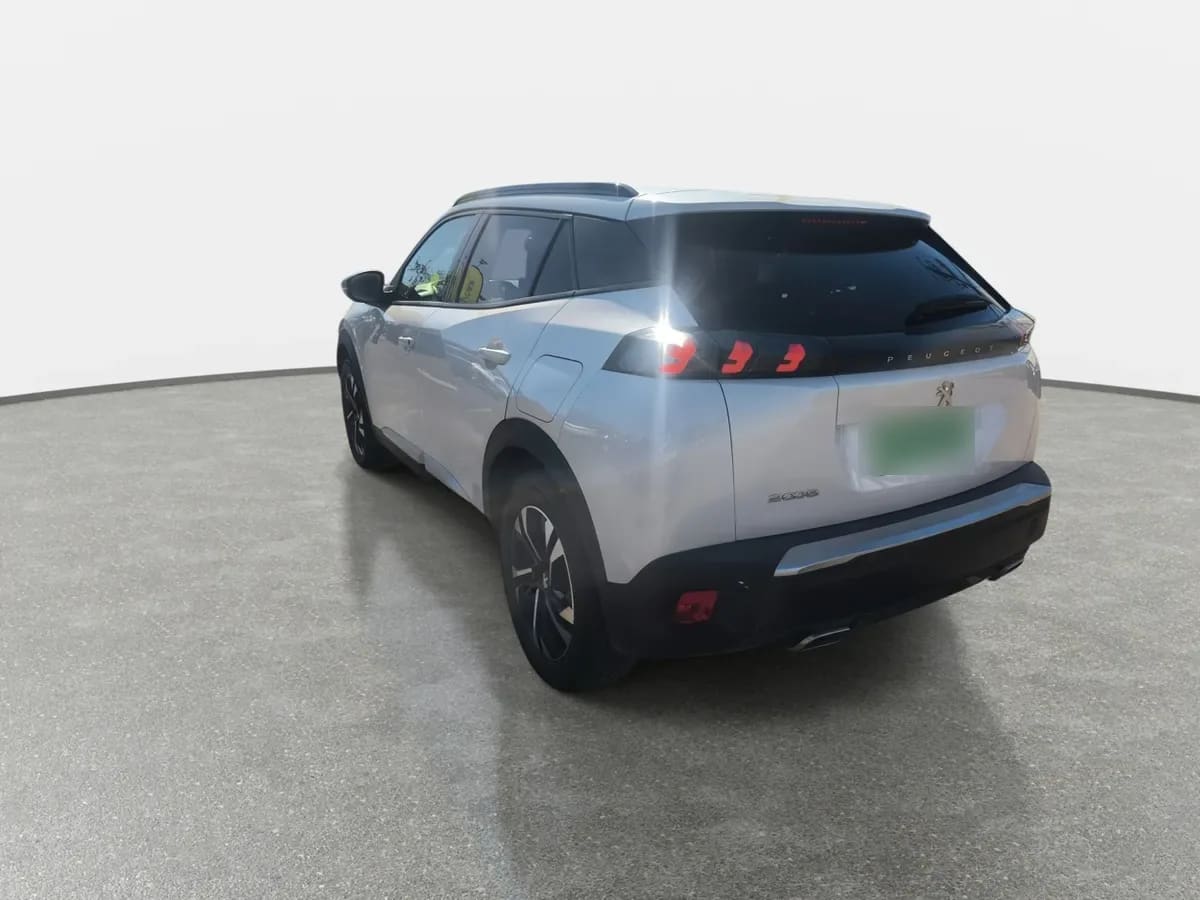 Peugeot 2008 1.2 Allure Puretech 130 4x2 At 5p año 2022