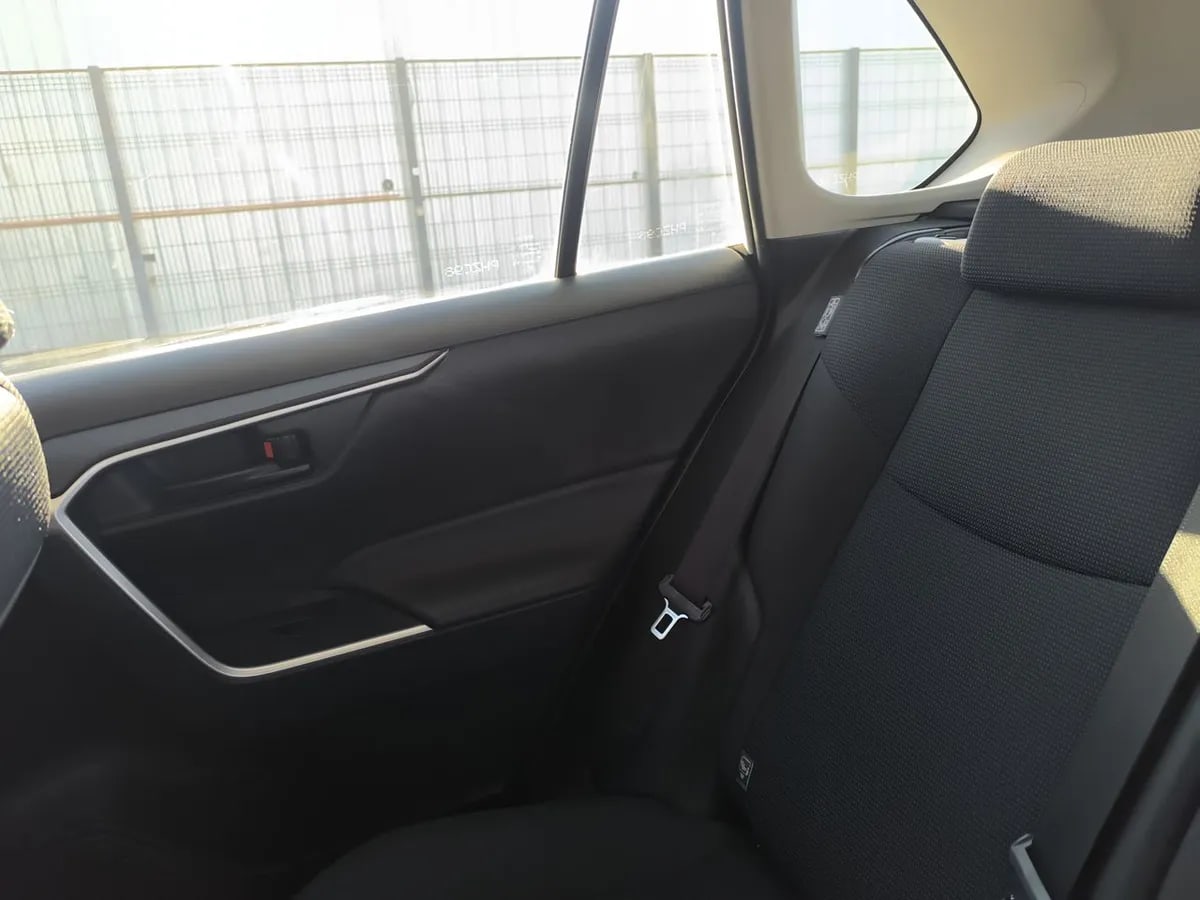 Toyota Rav 4 2.0 Le 4x2 Mt 5p año 2021