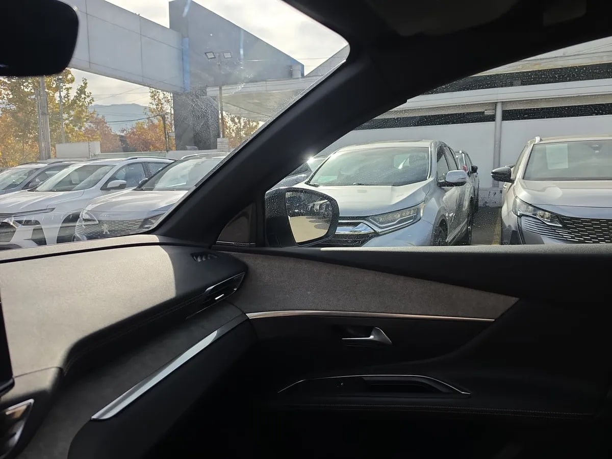 Peugeot 3008 1.6 Gt Puretech 4x2 180 Eat8 5p año 2022