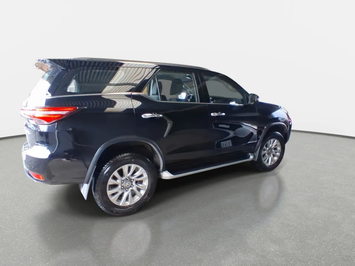 Toyota Fortunner 2.7 Srx 4x2 At 5p año 2022
