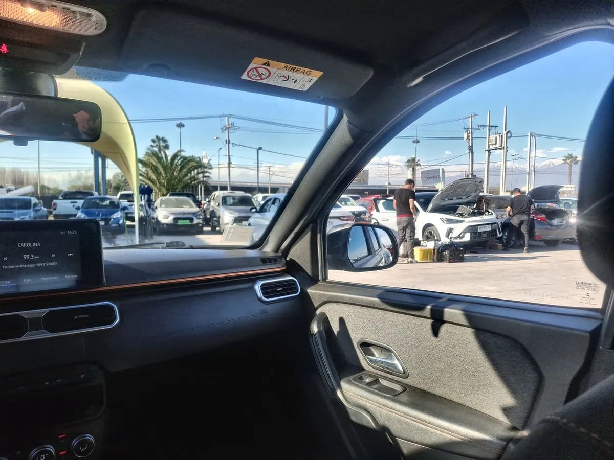 Renault Oroch 1.3 Intens Dob. Cab. 4x4 Mt 4p año 2023