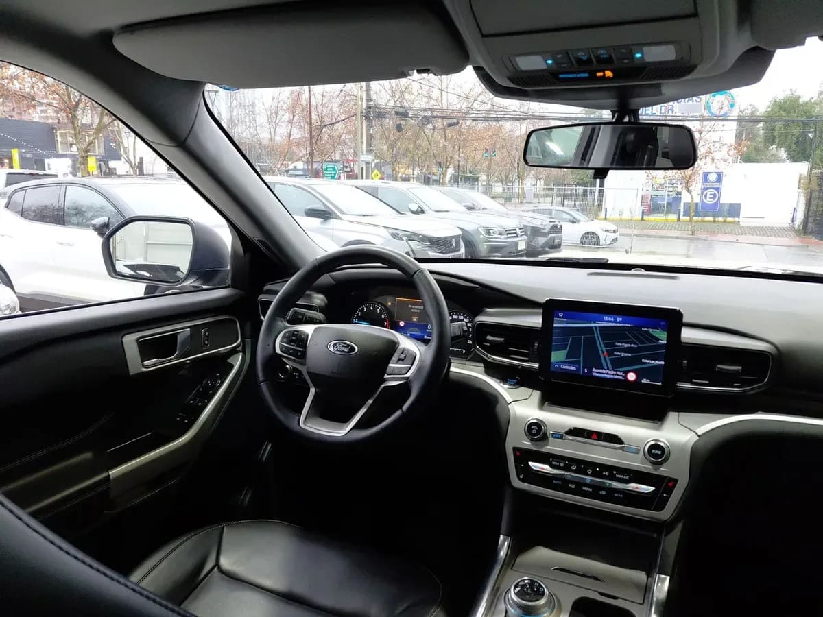 Ford Explorer 2.3 Ecoboost Xlt 4x2 At 5p año 2022