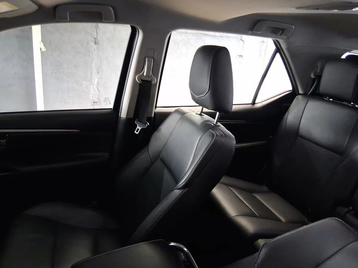Toyota Fortunner 2.7 Srx 4x2 At 5p año 2022