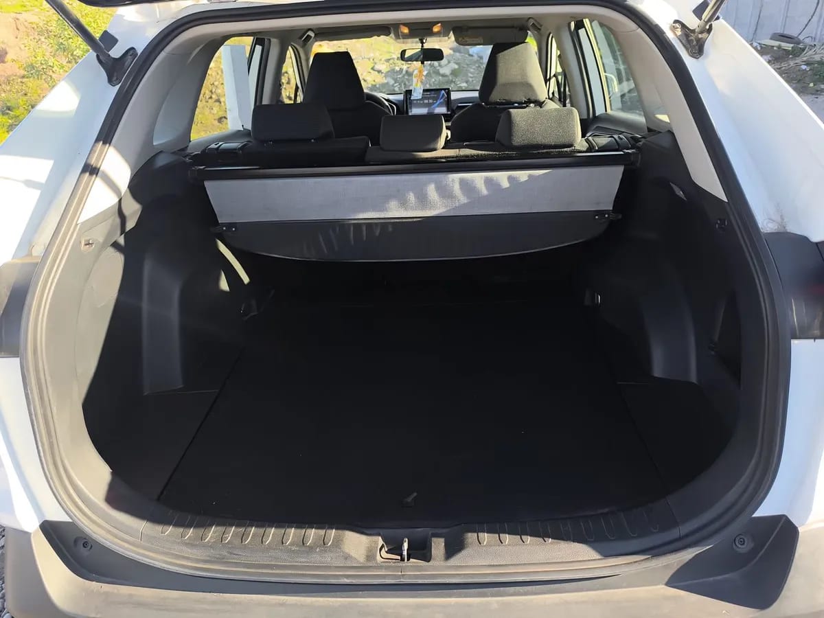 Toyota Rav 4 2.0 Le 4x2 Mt 5p año 2021