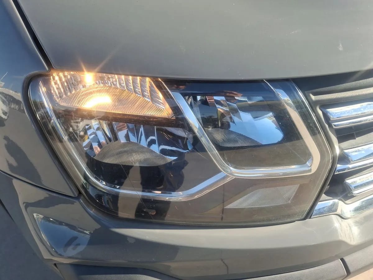 Renault Oroch 1.3 Intens Dob. Cab. 4x4 Mt 4p año 2023