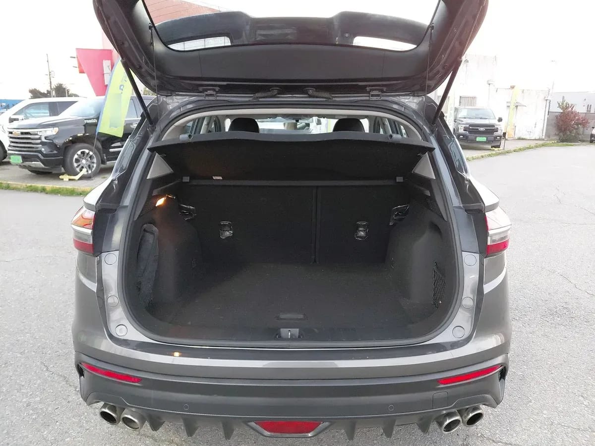 Geely Coolray 1.5 Exclusive 4x2 At 5p año 2023