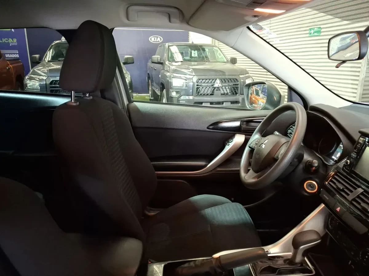 Mitsubishi Eclipse Cross 1.5 Rx 4x2 At 5p año 2023