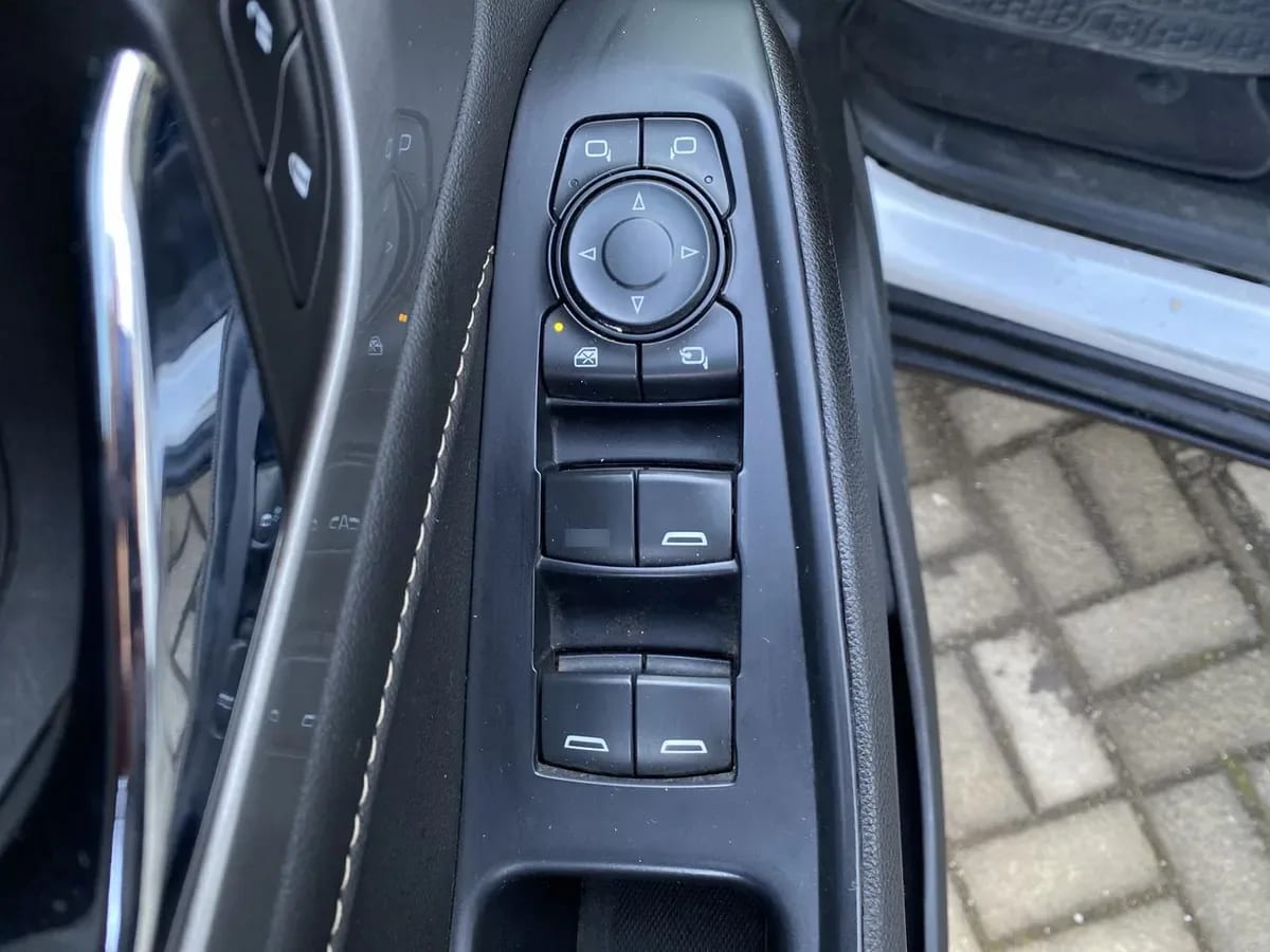 Chevrolet Traverse 3.6l Lt Awd Ii At 5p año 2022