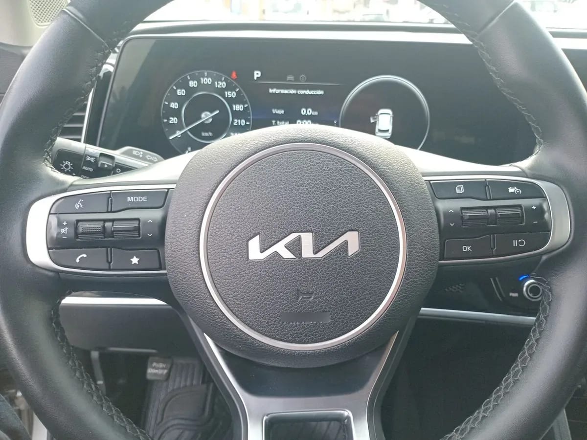Kia Sportage 2.0 Ex Dies 2wd 8at 5p año 2025