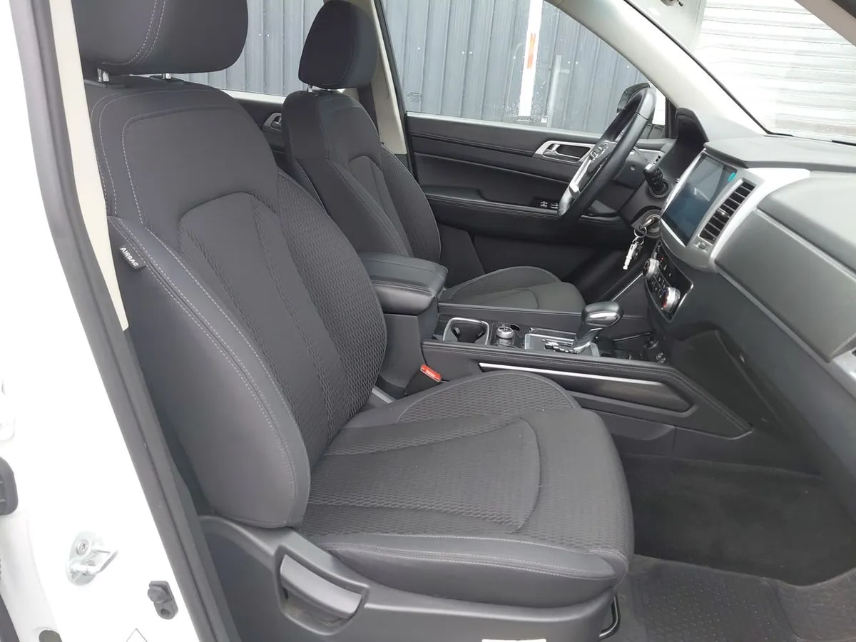 Ssangyong Rexton 2.0t Lx Awd 6ab 6at 5p año 2023