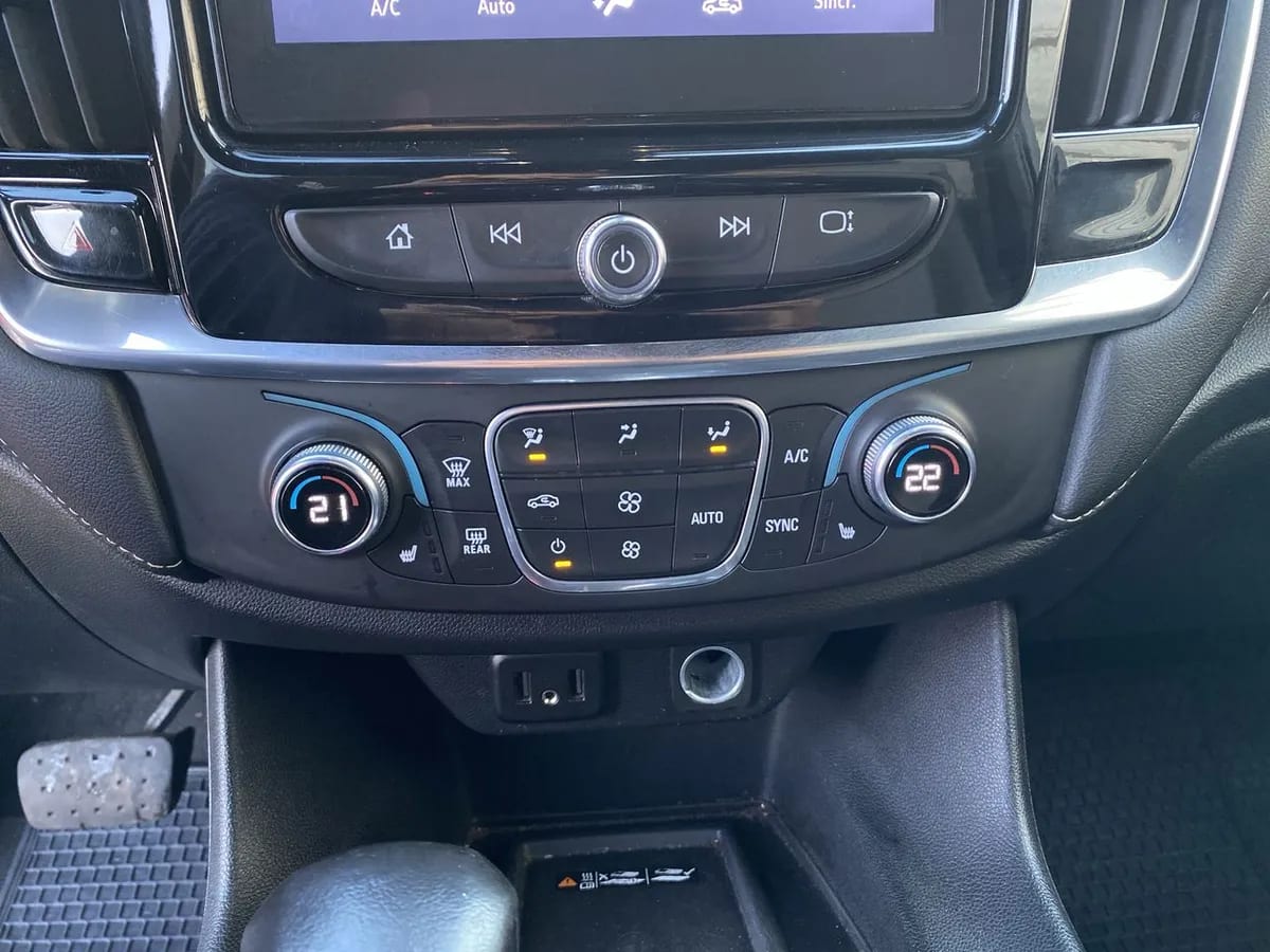 Chevrolet Traverse 3.6l Lt Awd Ii At 5p año 2022