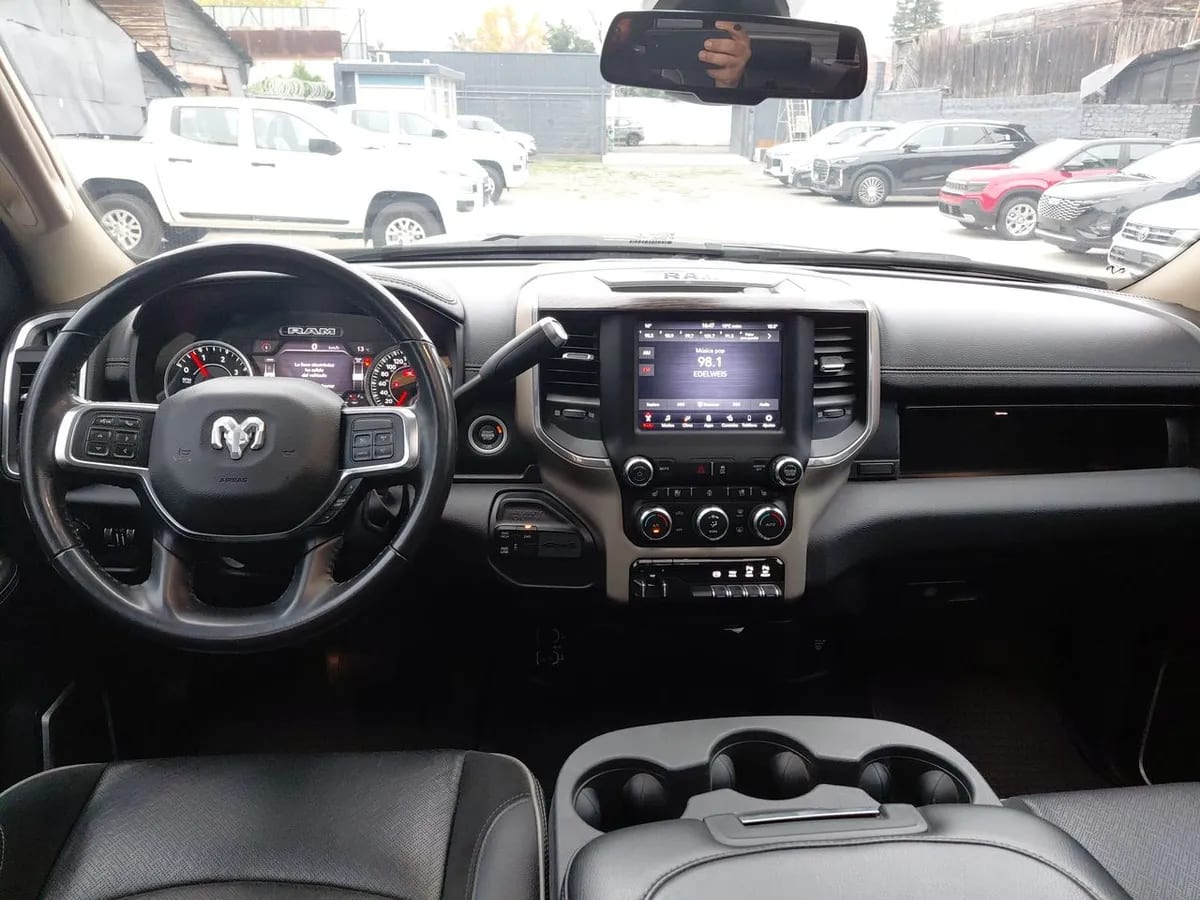 Ram 2500 6.7 Laramie 4x4 Dob. Cab. At 4p año 2021
