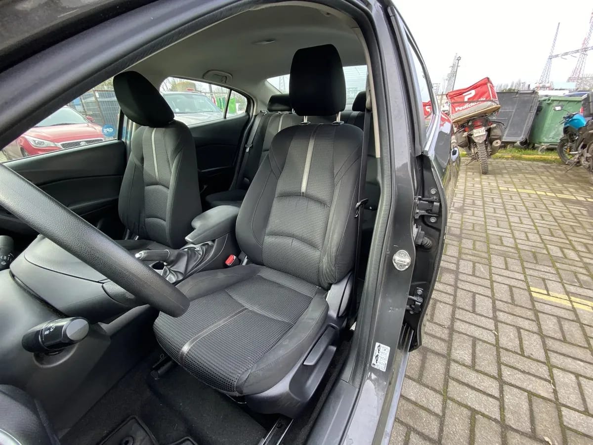 Mazda 3 1.6 S 4x2 Sdn 4at 4p año 2020