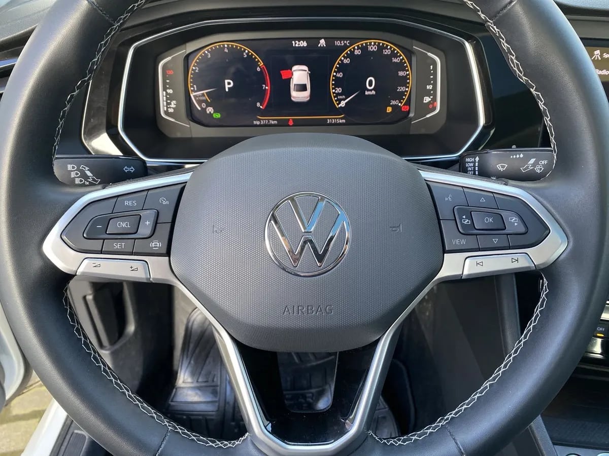 Volkswagen Jetta 1.4 Comfortline Sky 4x2 At 4p año 2024