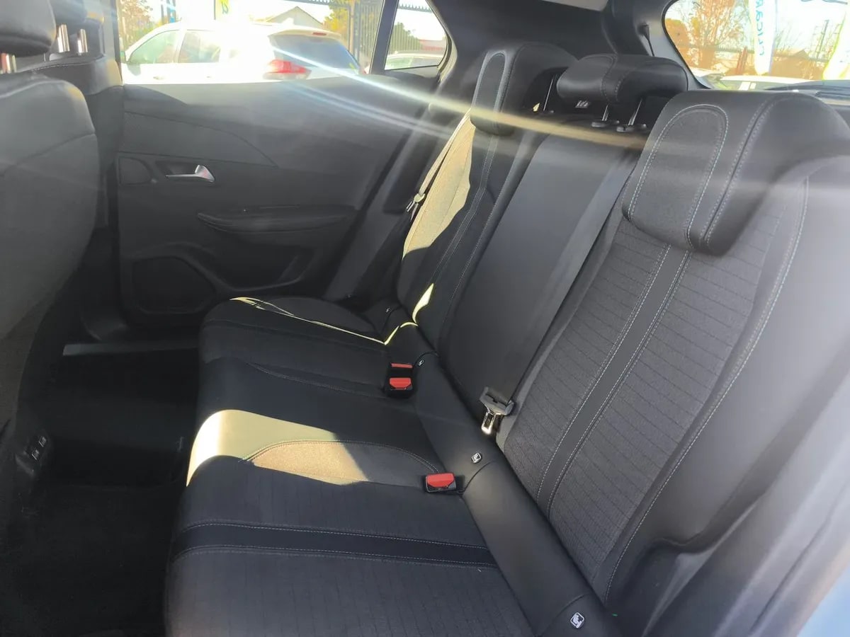 Peugeot 2008 1.2 Allure Puretech 130 4x2 At 5p año 2022