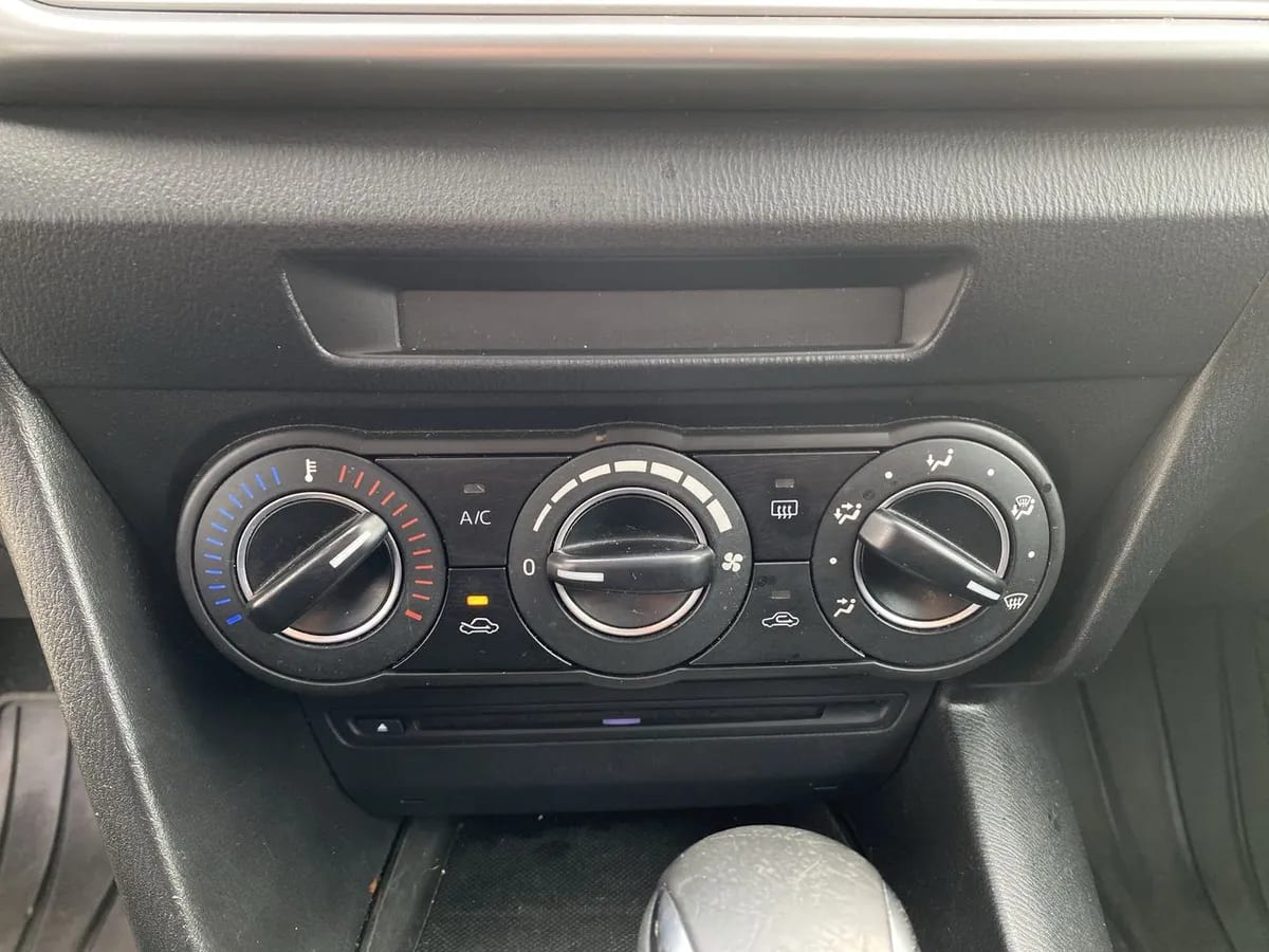 Mazda 3 1.6 S 4x2 Sdn 4at 4p año 2020