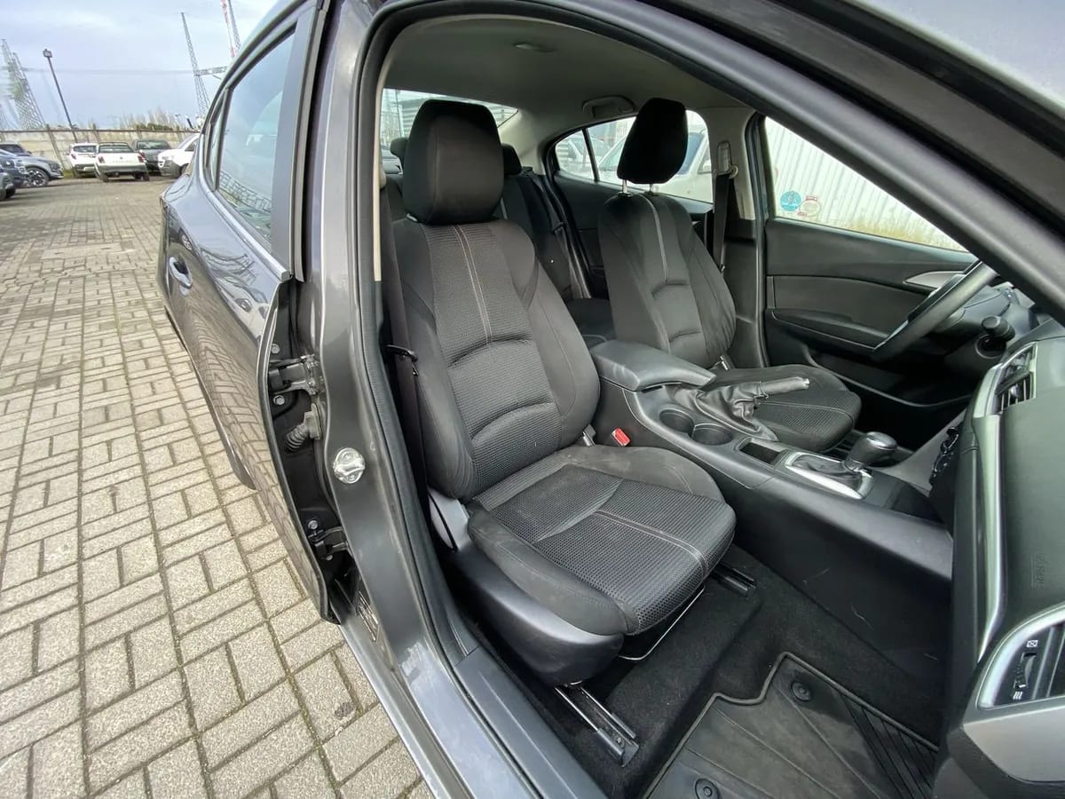 Mazda 3 1.6 S 4x2 Sdn 4at 4p año 2020