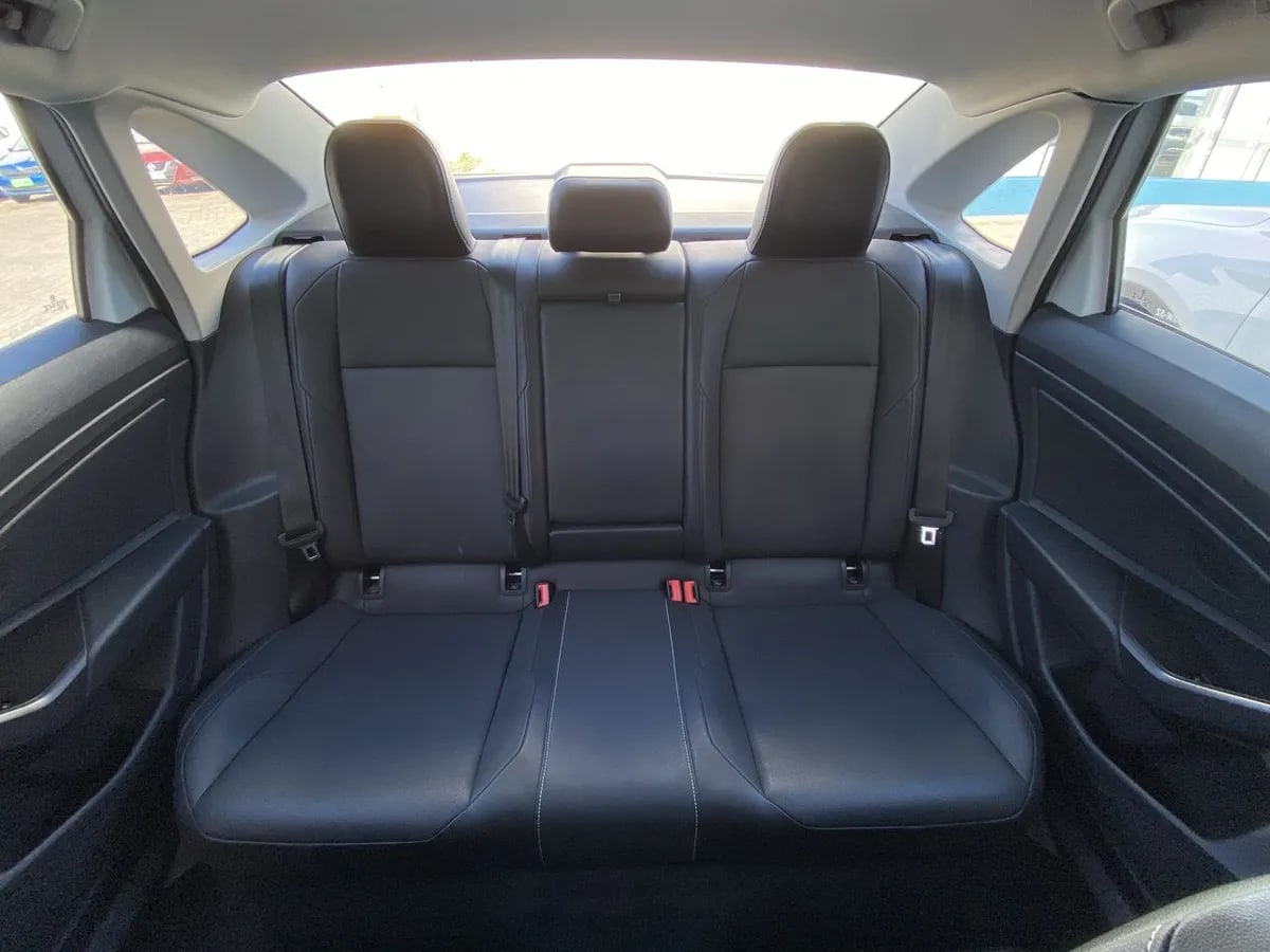 Volkswagen Jetta 1.4 Comfortline Sky 4x2 At 4p año 2024