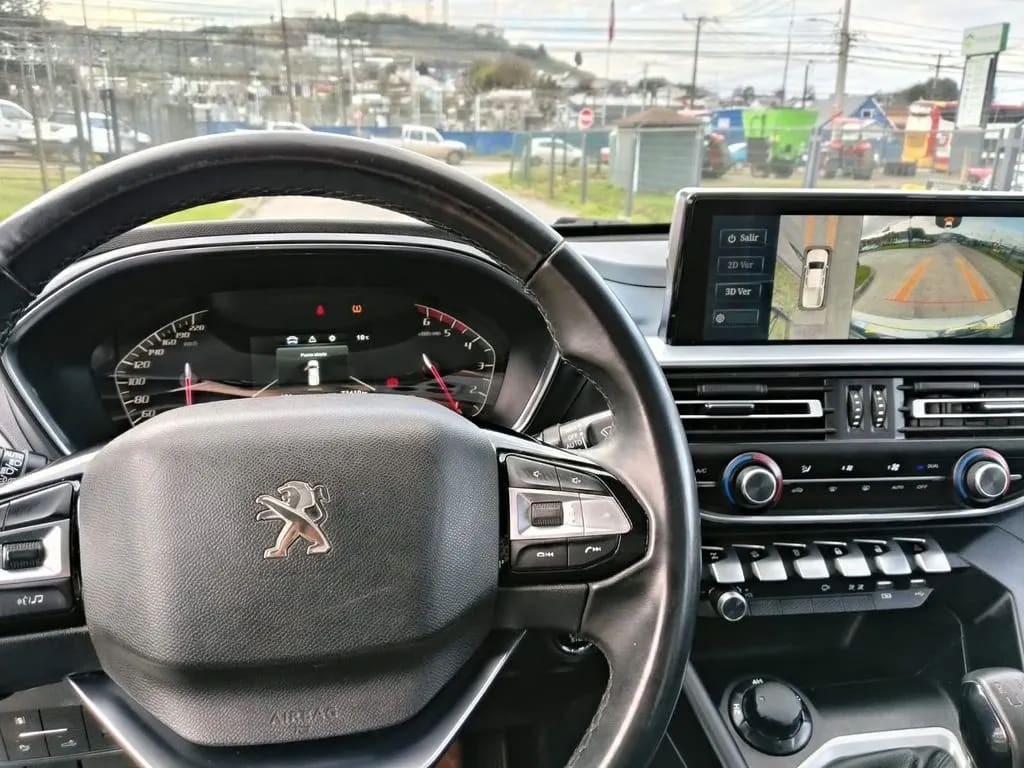 Peugeot Landtrek Landtrek año 2023