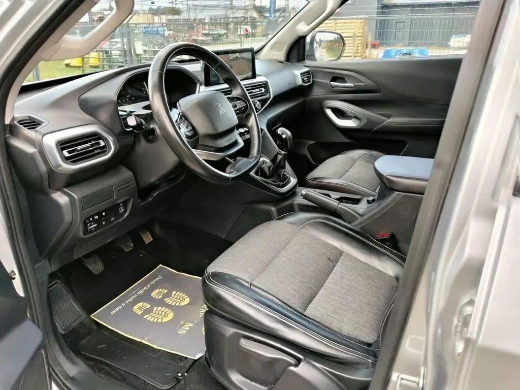 Peugeot Landtrek Landtrek año 2023