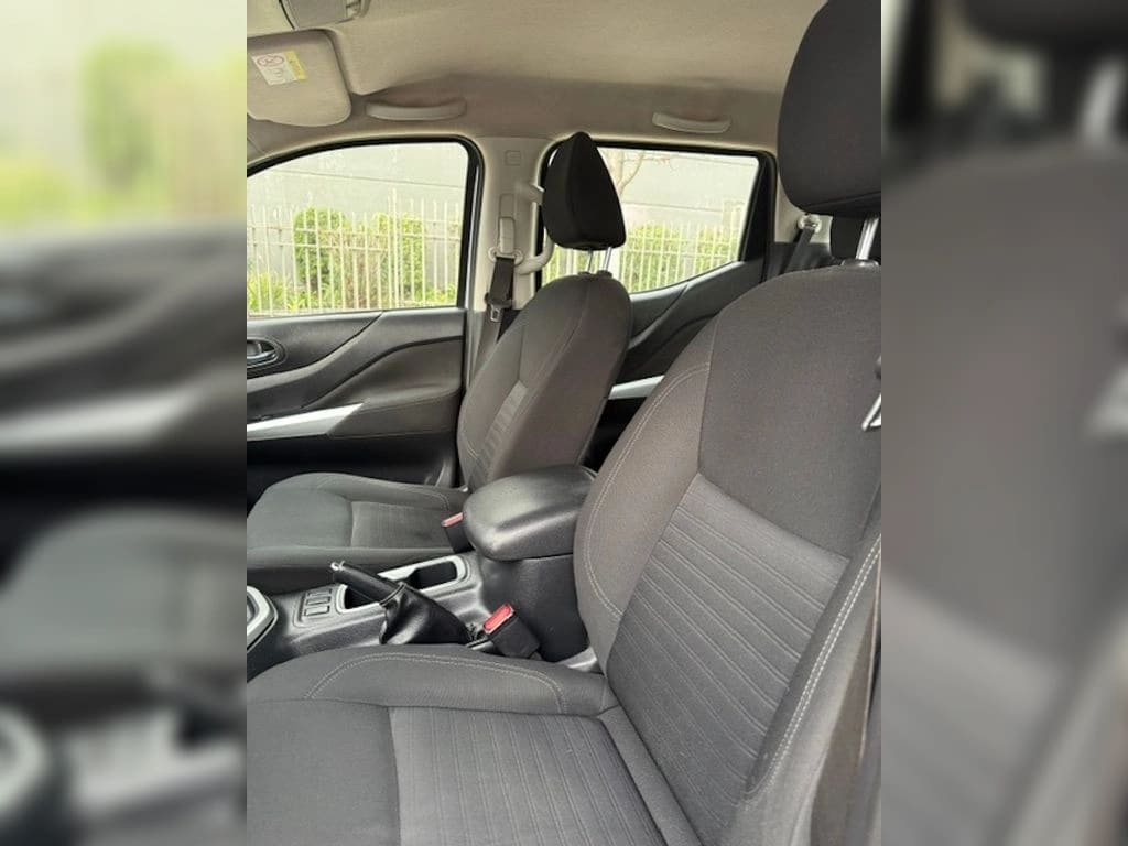 Nissan Navara Xe 2.3 Diesel año 2023