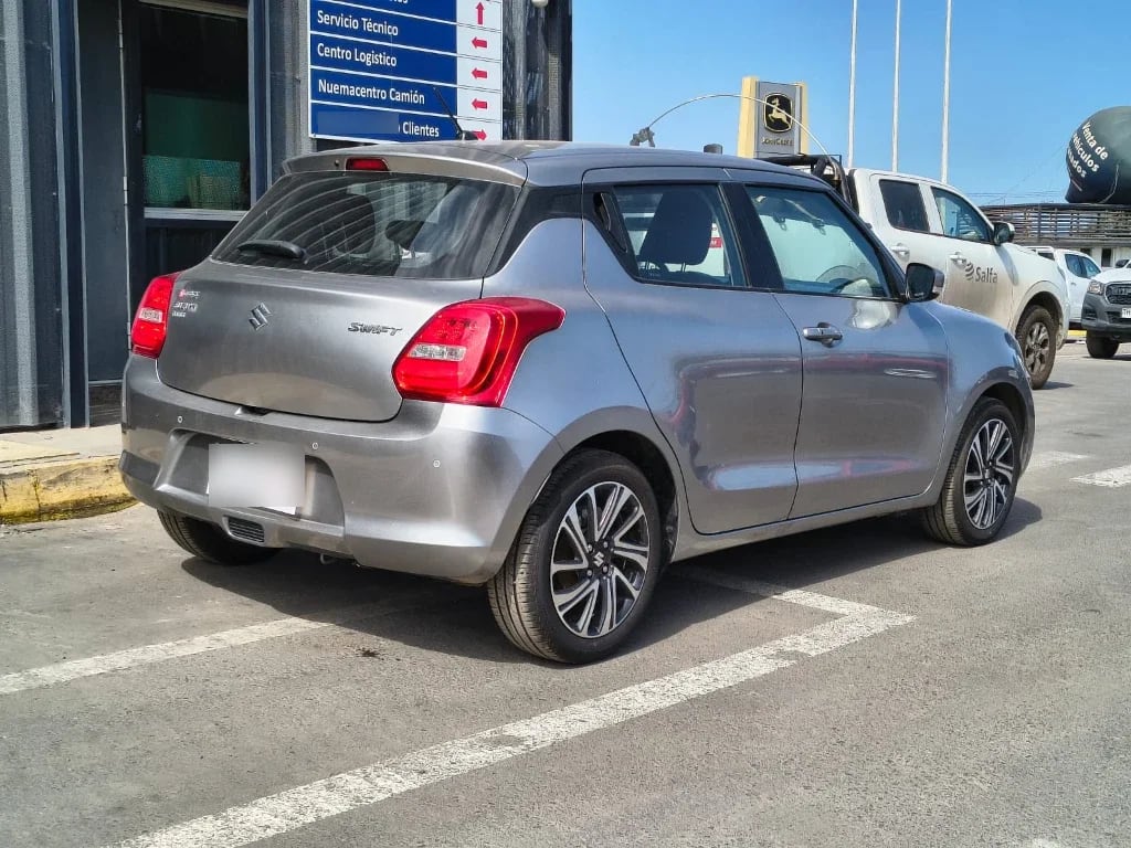 Suzuki Swift 1.2 Glx Plus año 2024