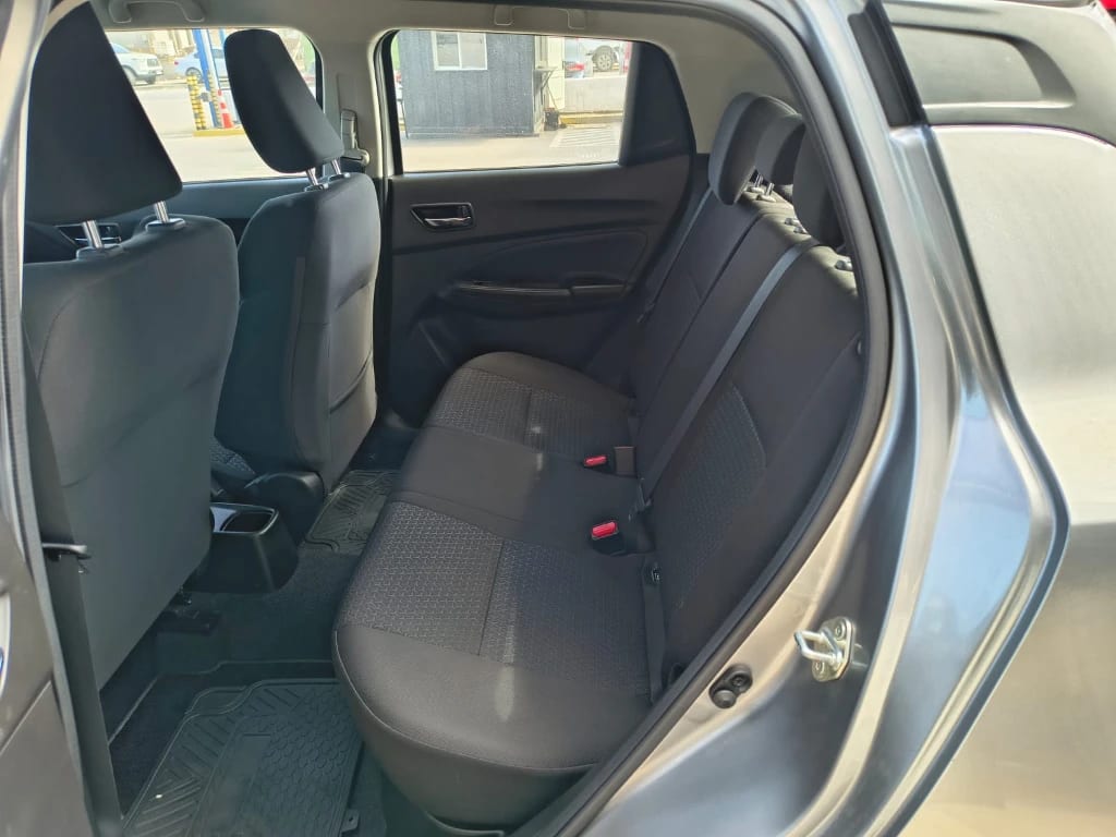 Suzuki Swift 1.2 Glx Plus año 2024