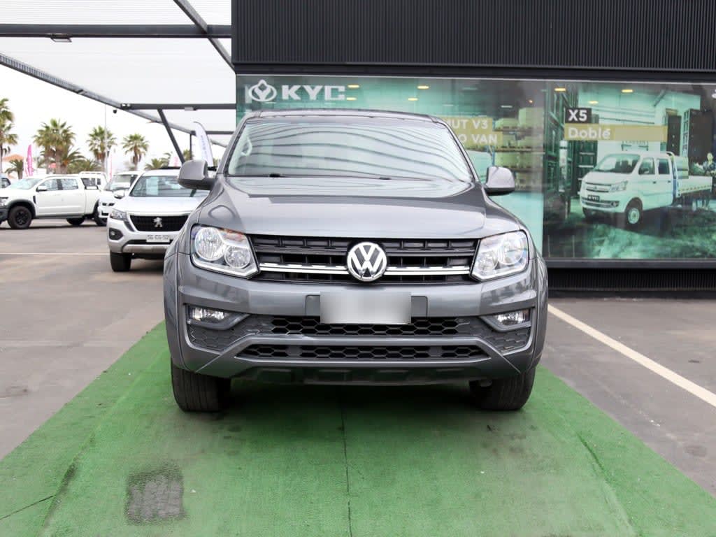 Volkswagen Amarok Trendline 4x2 2.0 Mt año 2023