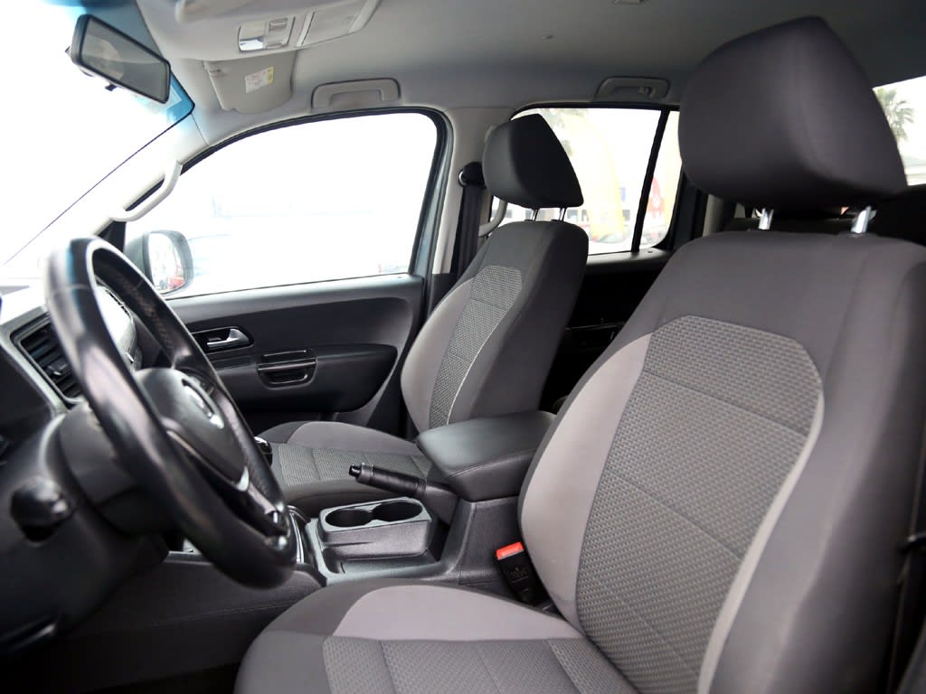 Volkswagen Amarok Trendline 4x2 2.0 Mt año 2023