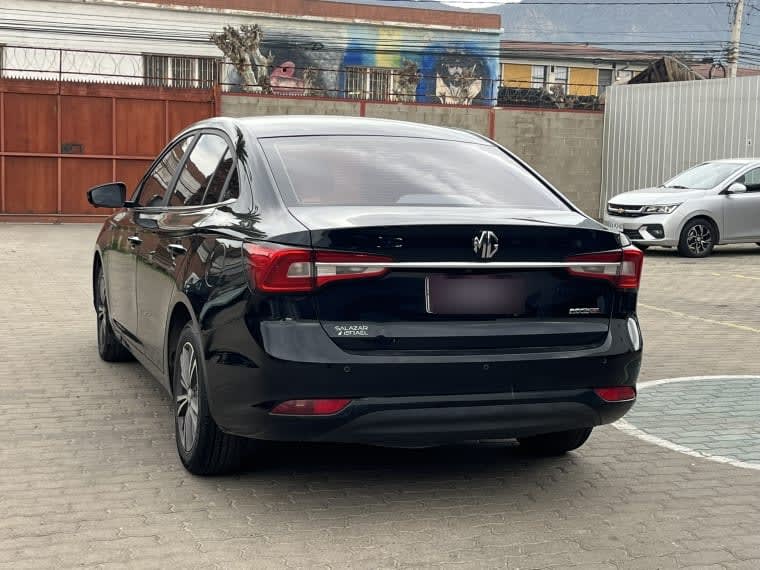 MG 5 5 año 2023
