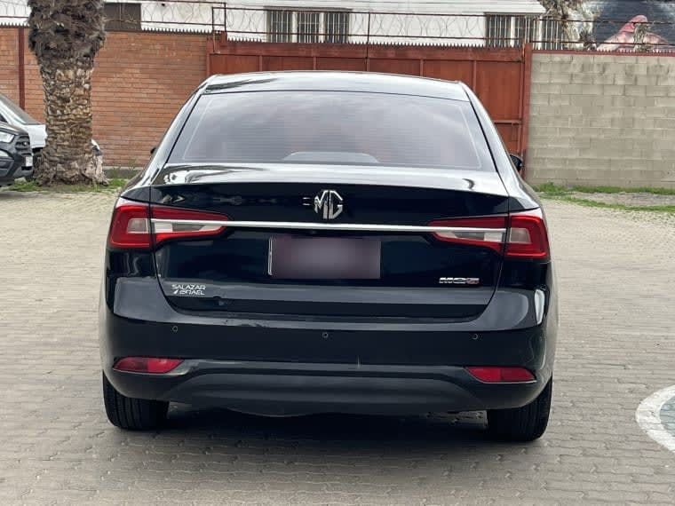 MG 5 5 año 2023