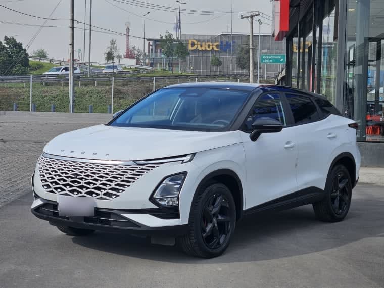 Omoda C5 1.5 T Luxury At año 2025
