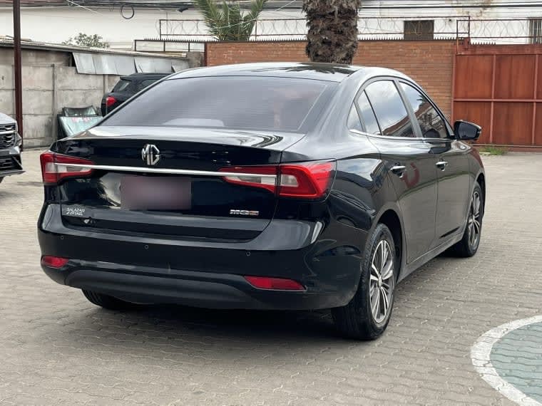 MG 5 5 año 2023