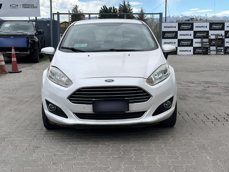 Ford Fiesta Titanium 1.6 año 2017