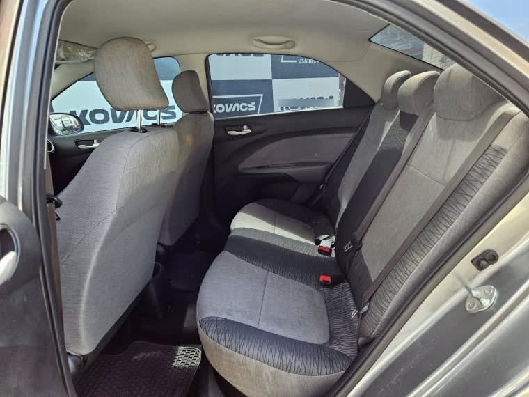 Kia Soluto 1.4 Ex Full Mt año 2024
