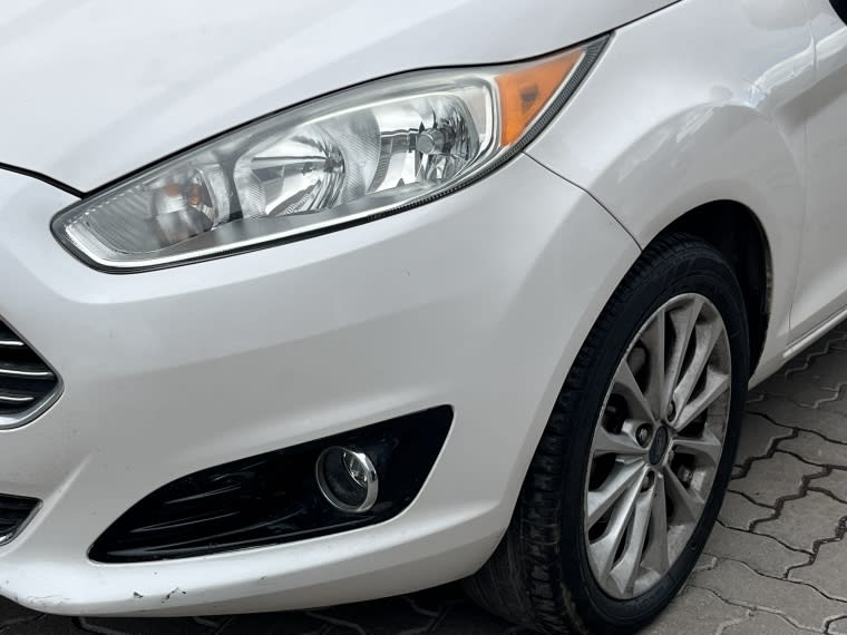 Ford Fiesta Titanium 1.6 año 2017