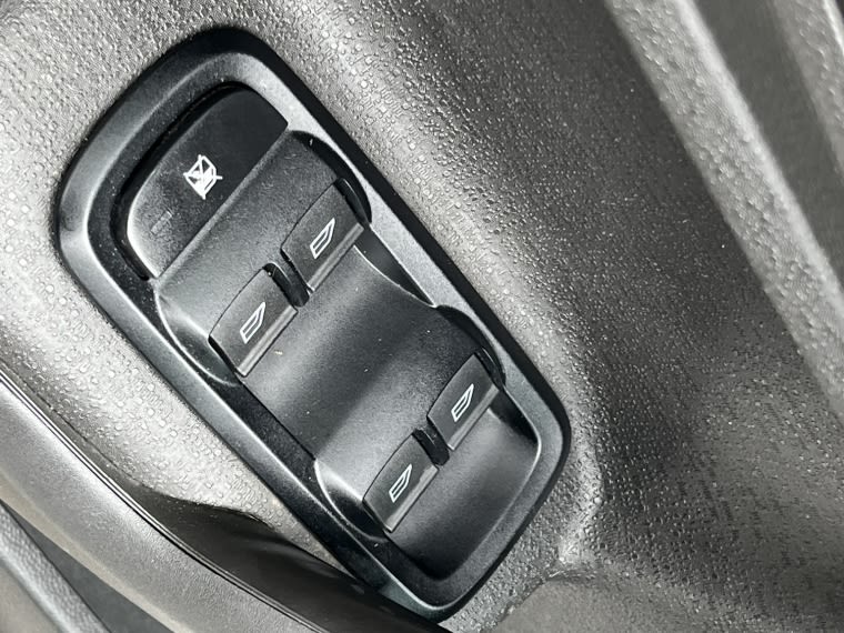 Ford Fiesta Titanium 1.6 año 2017