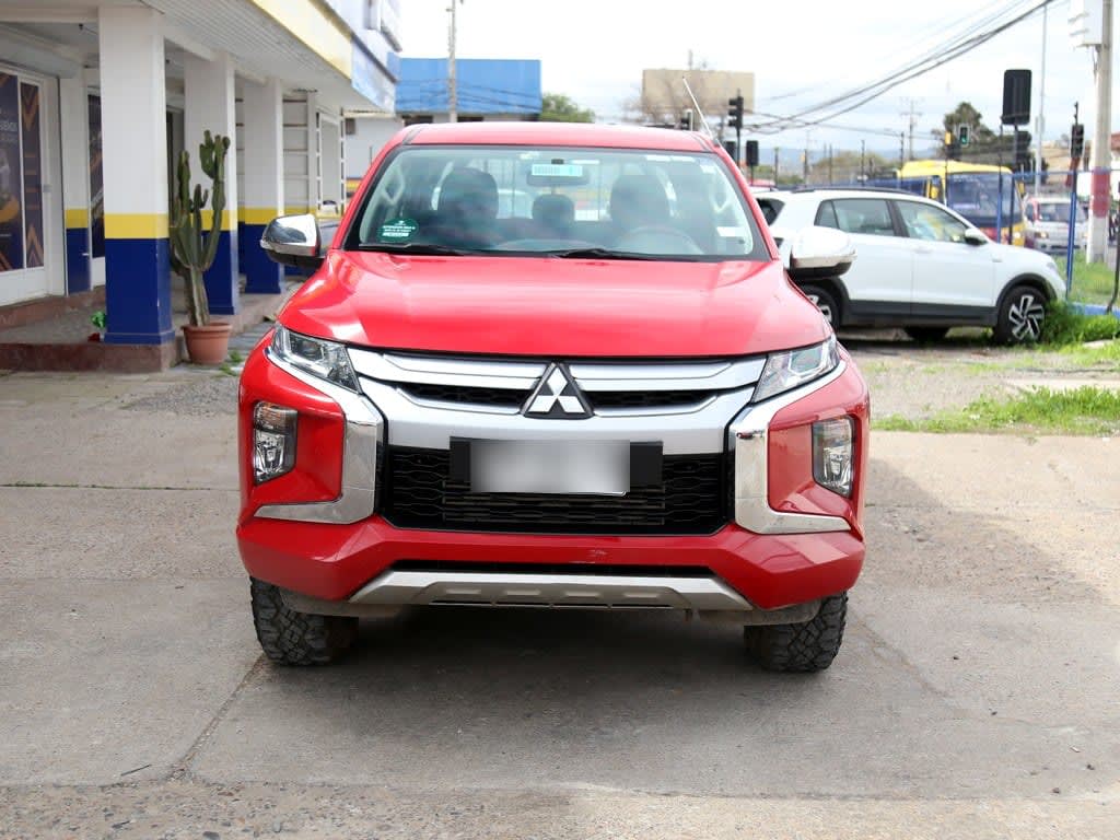 Mitsubishi L200 Katana Crt año 2023
