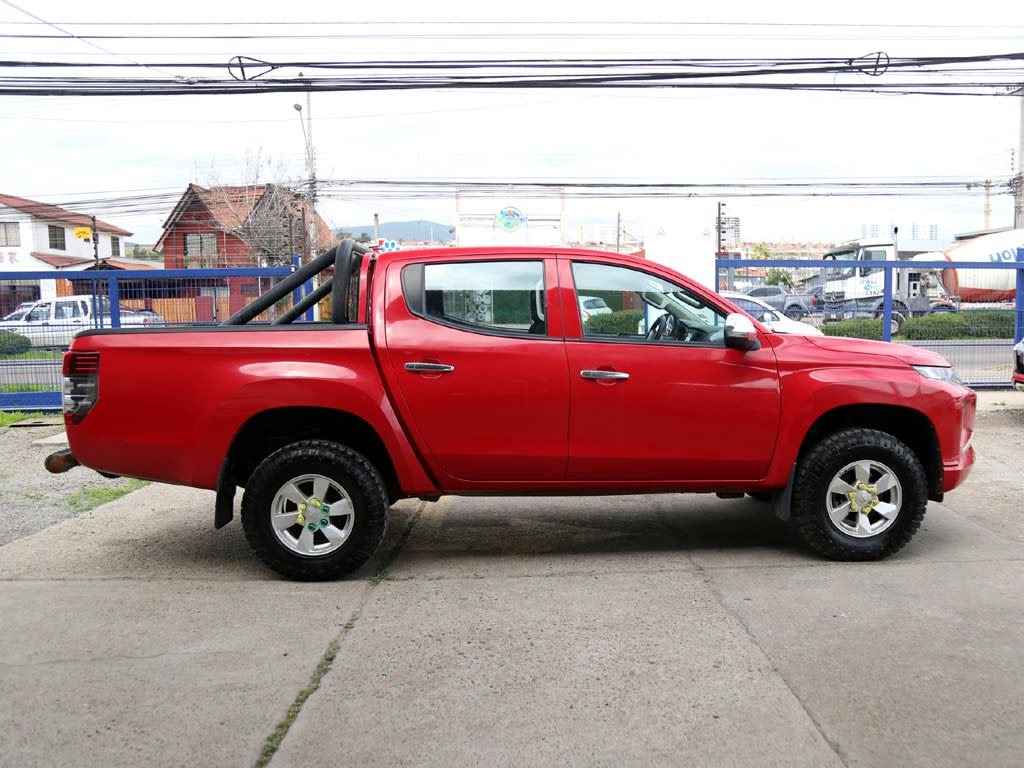 Mitsubishi L200 Katana Crt año 2023