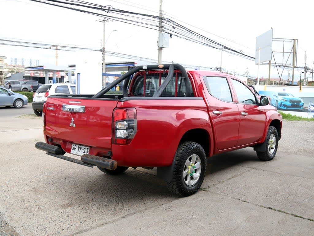 Mitsubishi L200 Katana Crt año 2023